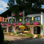 Cornelia 4*
